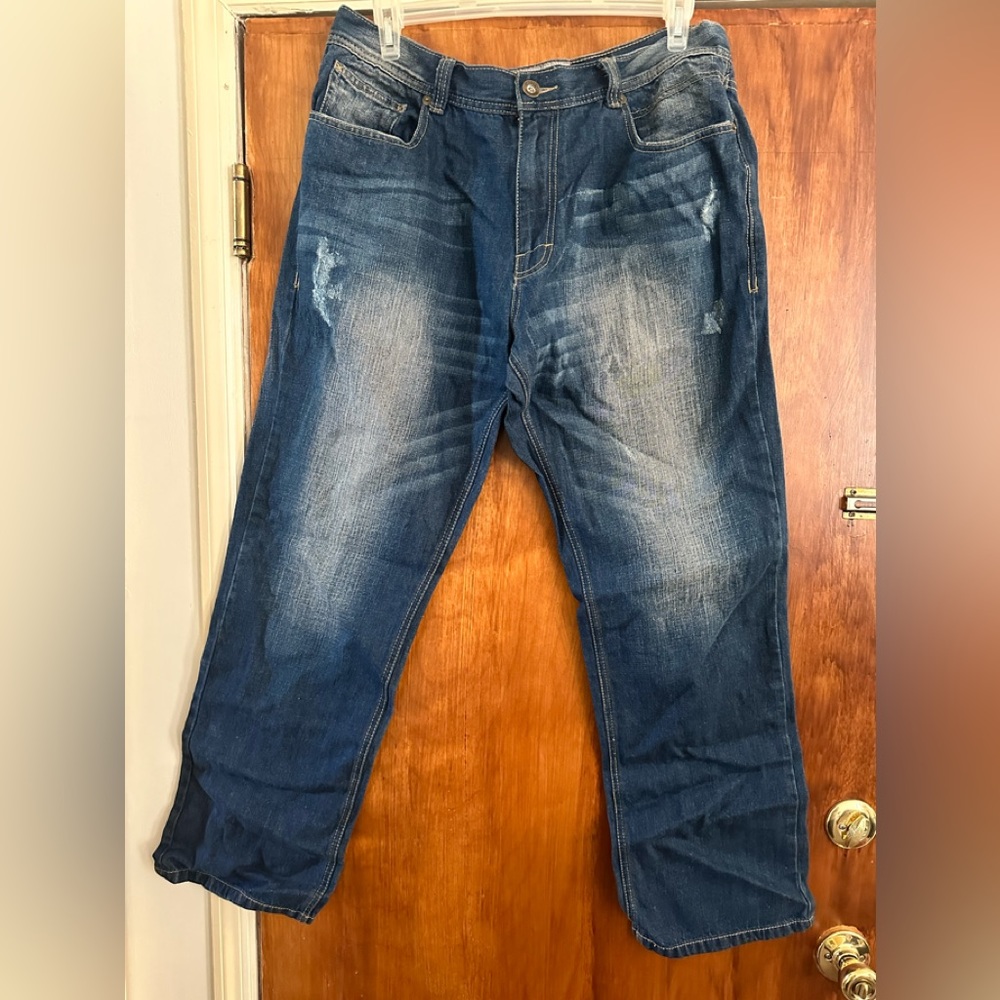 Men’s size 40x32 Distressed Jeans